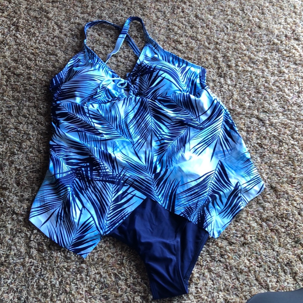 One piece swimsuit